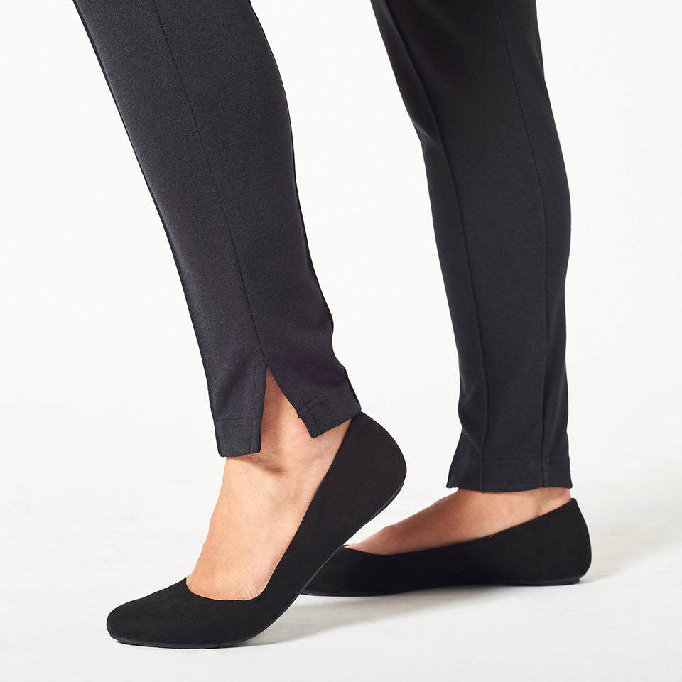 RedThread - The Essential Ankle Pant